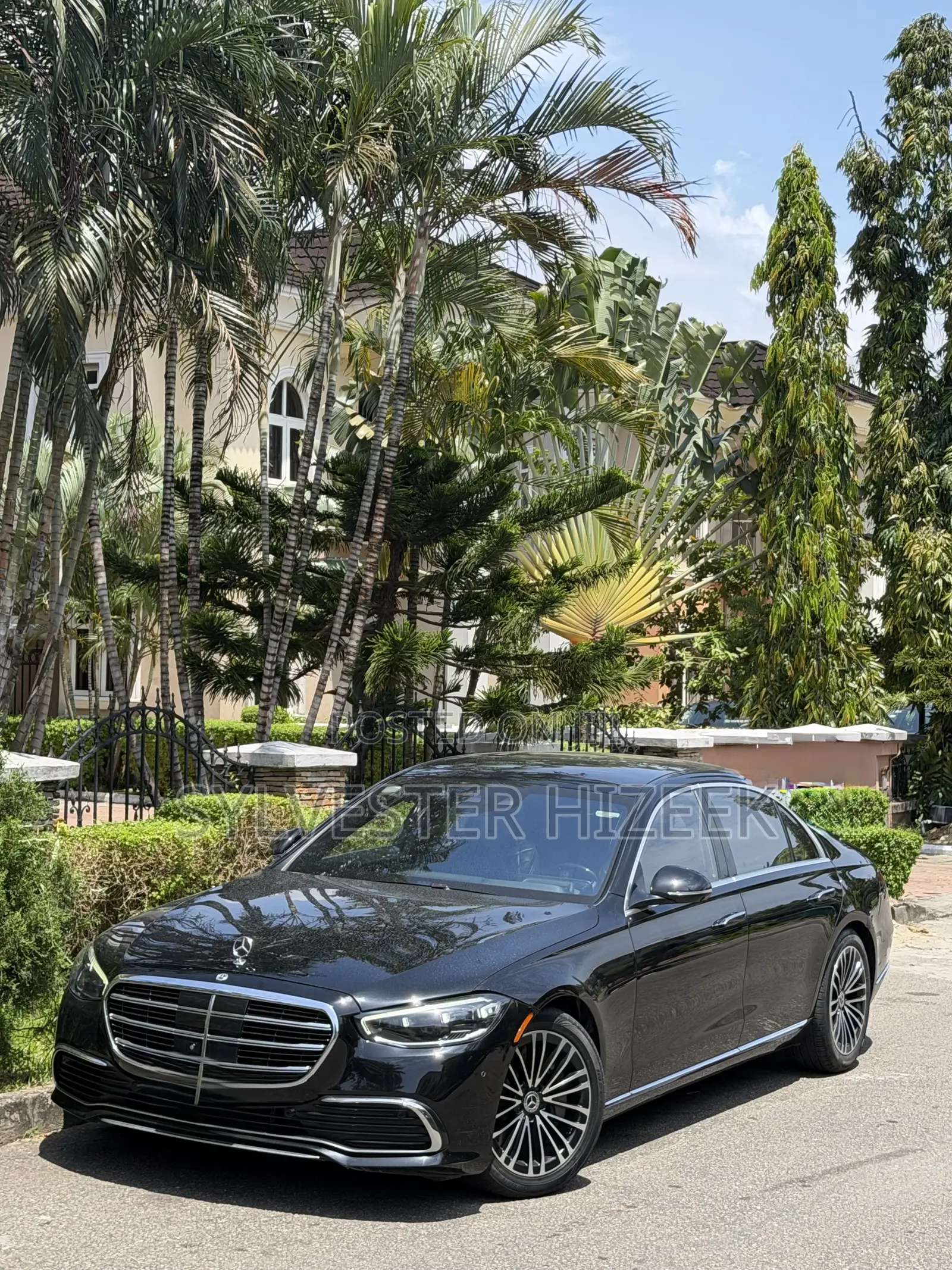 Mercedes-Benz S-Class 2023 Black