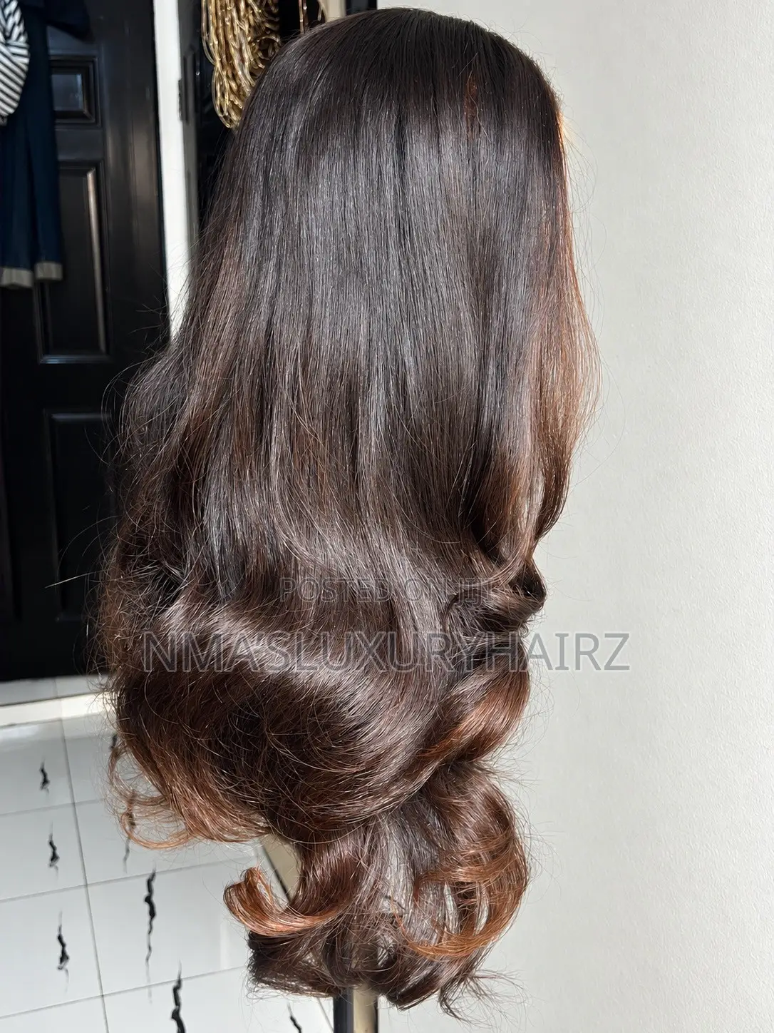 Luxe Gold Brown Tip Wavy Bounce