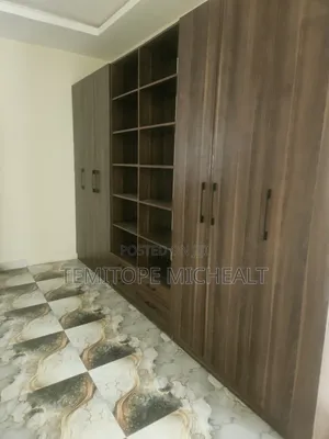 4bdrm Duplex in Opposite Games, Kaura for rent