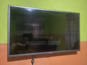 32-Inch LG TV