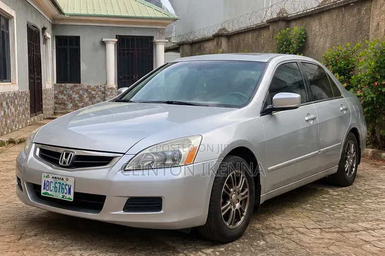 Honda Accord 2.0i 2009 Silver