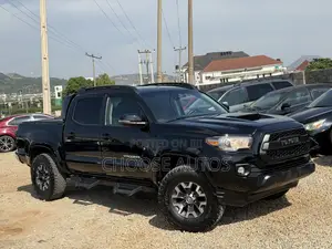 Toyota Tacoma 2021 Black