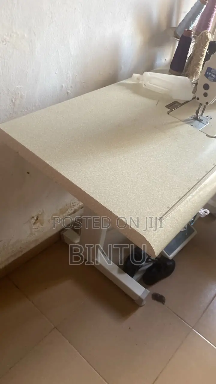 Crown Industrial Sewing Machine