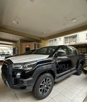 New Toyota Hilux SR5+ 2026 Black