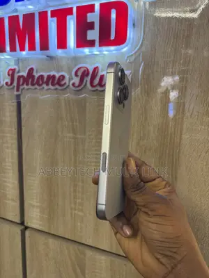 New Apple iPhone 16 Pro 128 GB