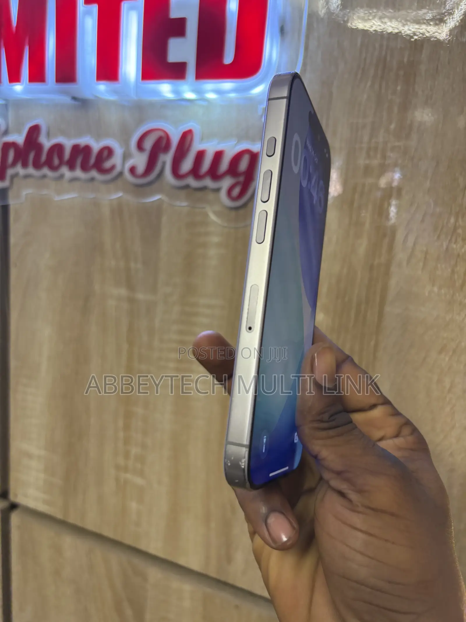 New Apple iPhone 16 Pro 128 GB