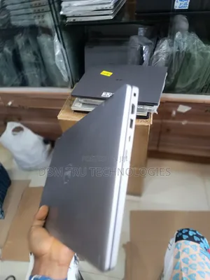 Laptop Dell Latitude 7420 8GB Intel Core i7 SSD 256GB