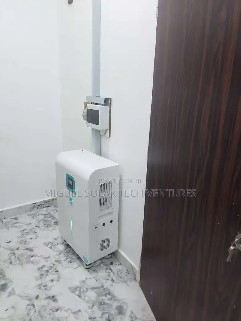 ECHO 8 Solar Generator