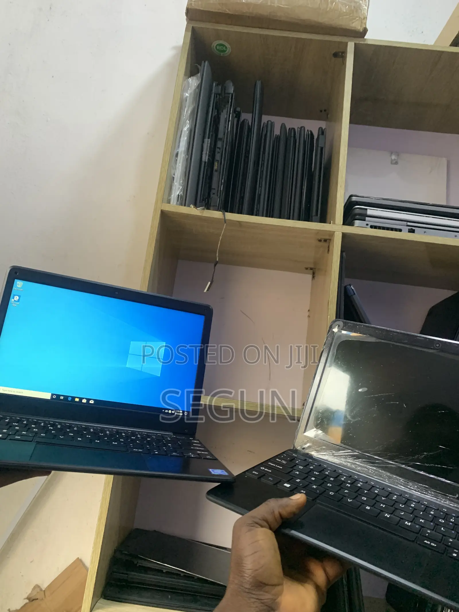 Laptop Geo 4GB Intel SSD 640GB