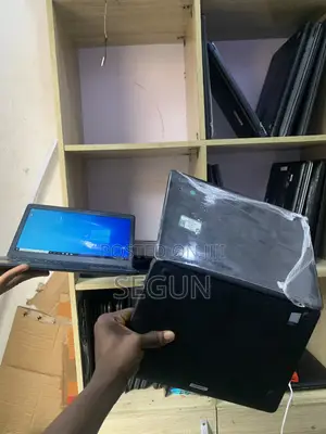 Laptop Geo 4GB Intel SSD 640GB