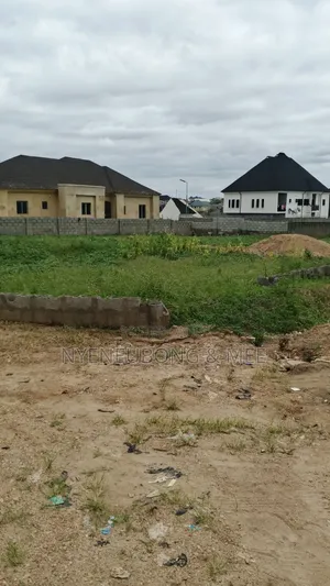 100×100 Land for Sale With Good Access Road