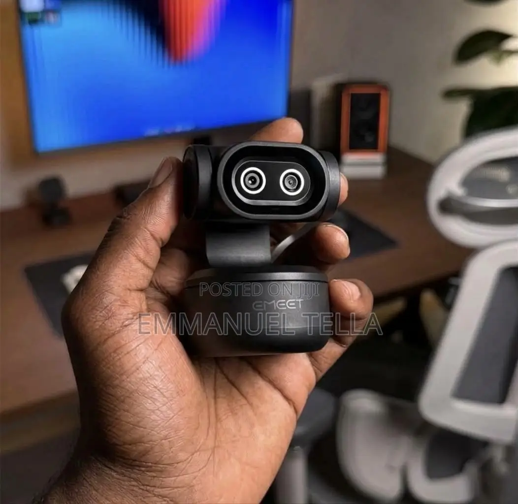 Emeet First Dual-Camera Ai PTZ 4k Webcam