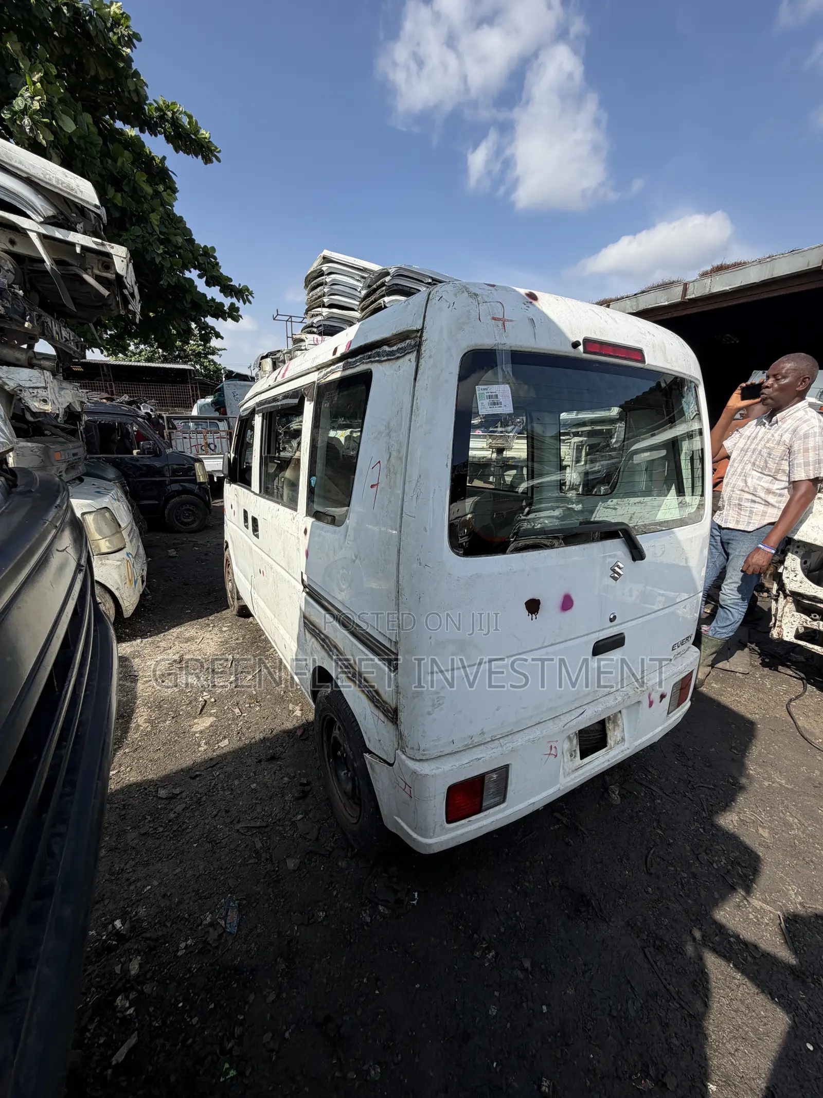 Suzuki Every 2012 White