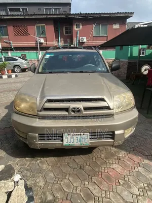 Toyota 4-Runner Limited V8 2005 Brown