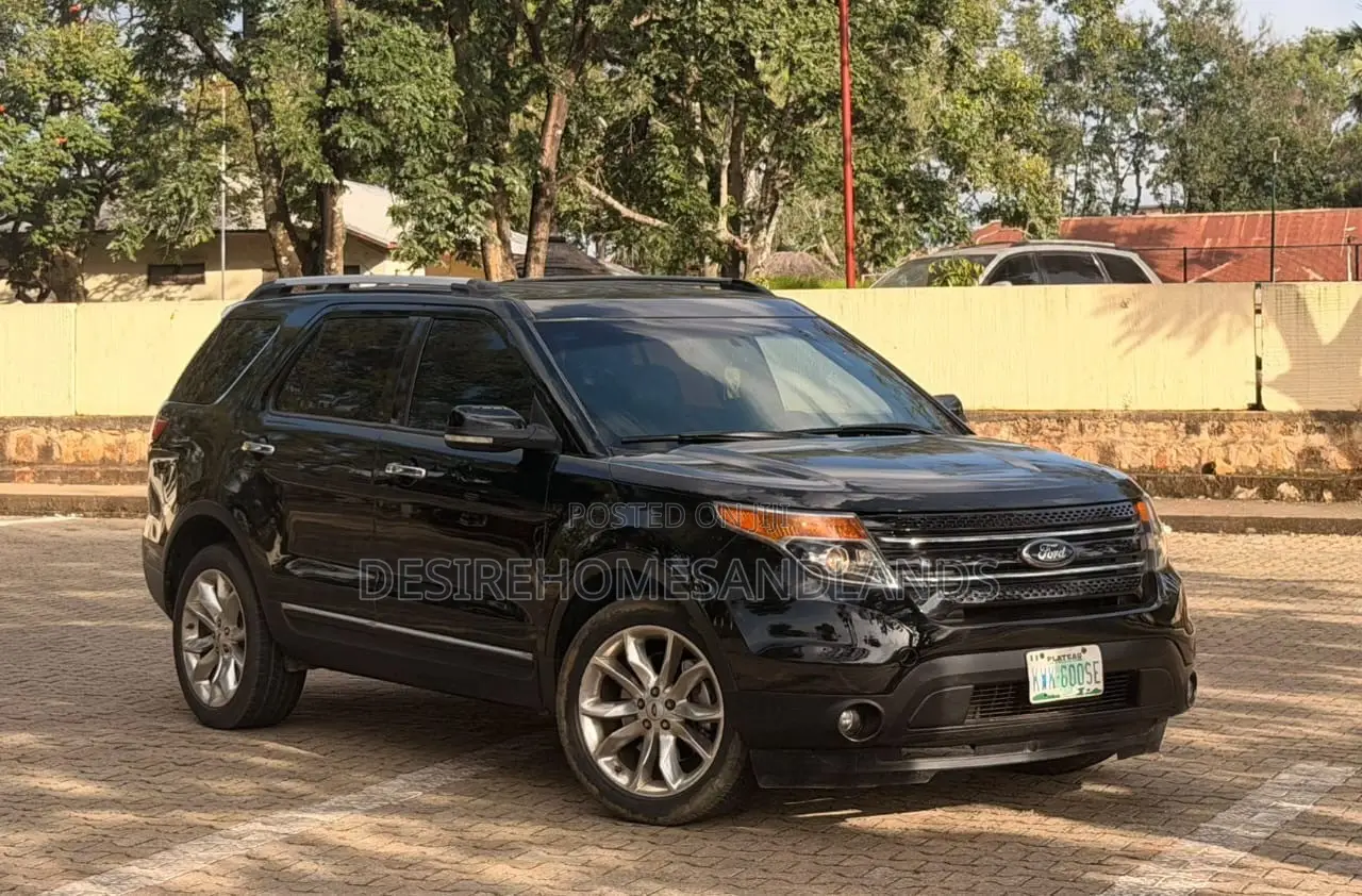 Ford Explorer 2014 Black