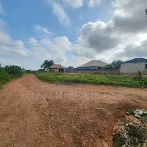 Plot of Land With Office and Shop in Moniya