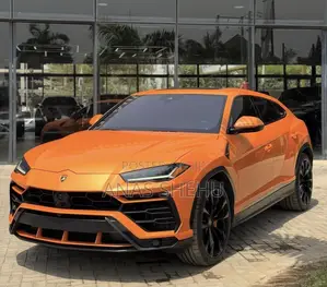 Lamborghini Urus 2022 Orange