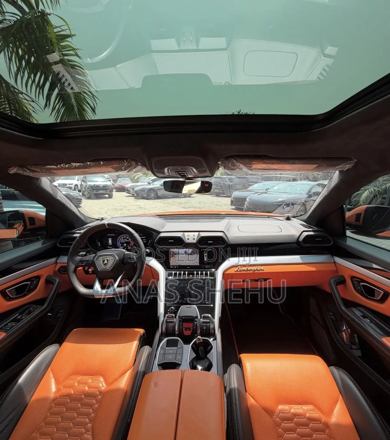Lamborghini Urus 2022 Orange