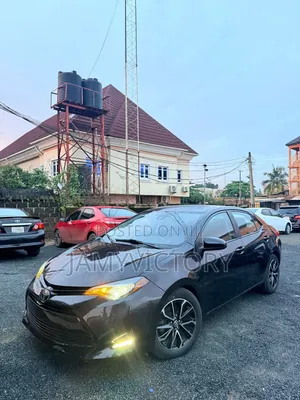 Toyota Corolla LE Eco (1.8L 4cyl 2A) 2019 Black