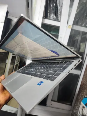 Laptop HP EliteBook x360 1040 G7 16GB Intel Core i7 SSD 512GB