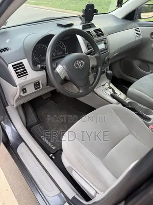 Toyota Corolla 2013 Gray
