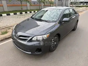 Toyota Corolla 2013 Gray