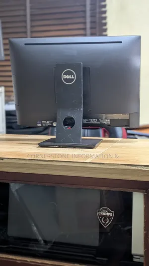Desktop Computer Dell OptiPlex 5250 8GB Intel Core i3 HDD 500GB