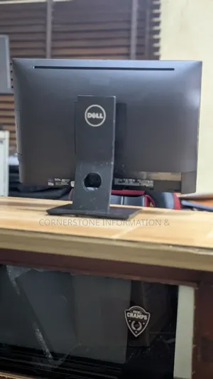 Desktop Computer Dell OptiPlex 5250 8GB Intel Core i3 HDD 500GB