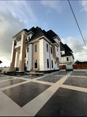 Furnished 5bdrm Duplex in Same Global Estate, Dakwo District for sale