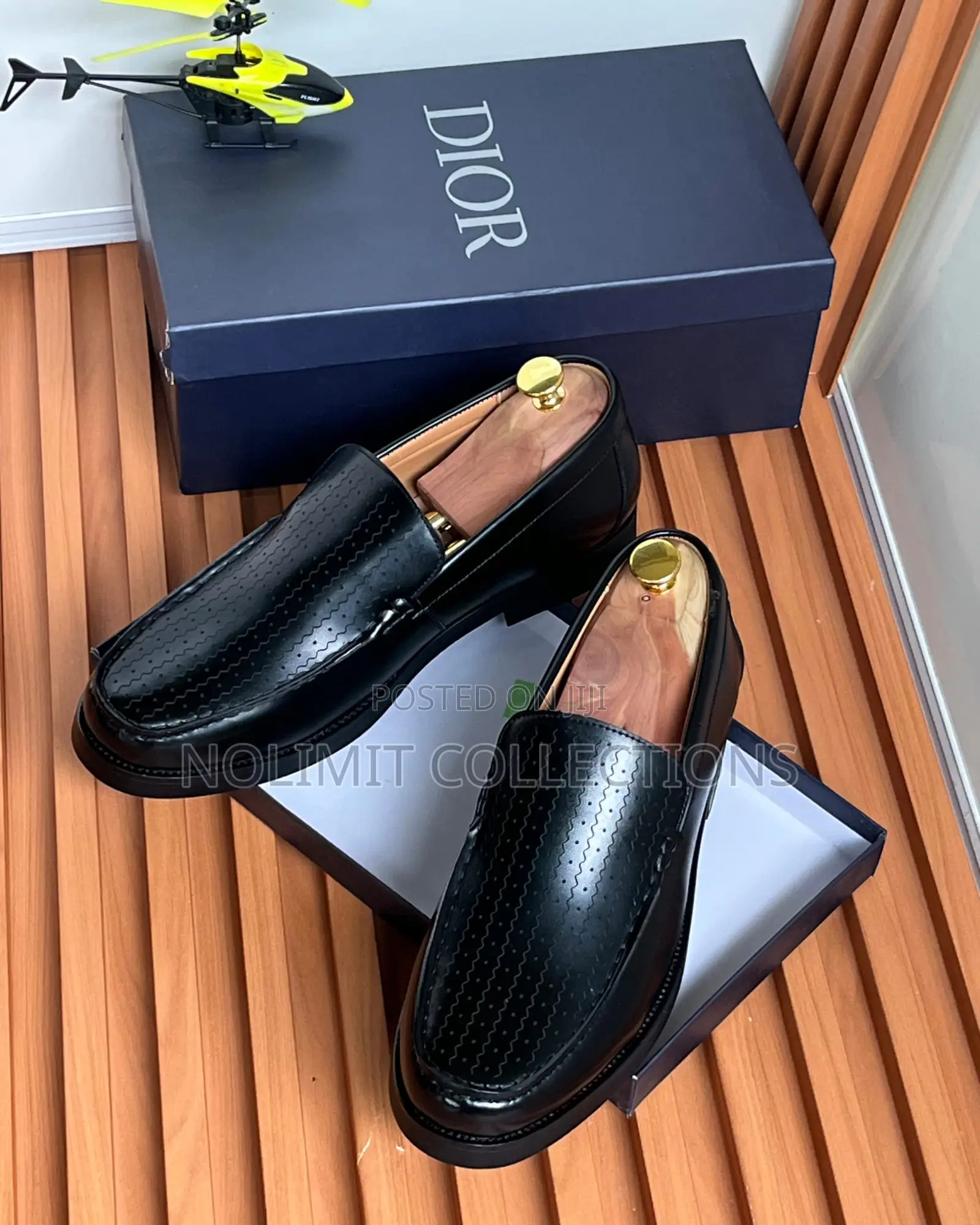 Men's Dior Leather Loafers With Textured Vamp