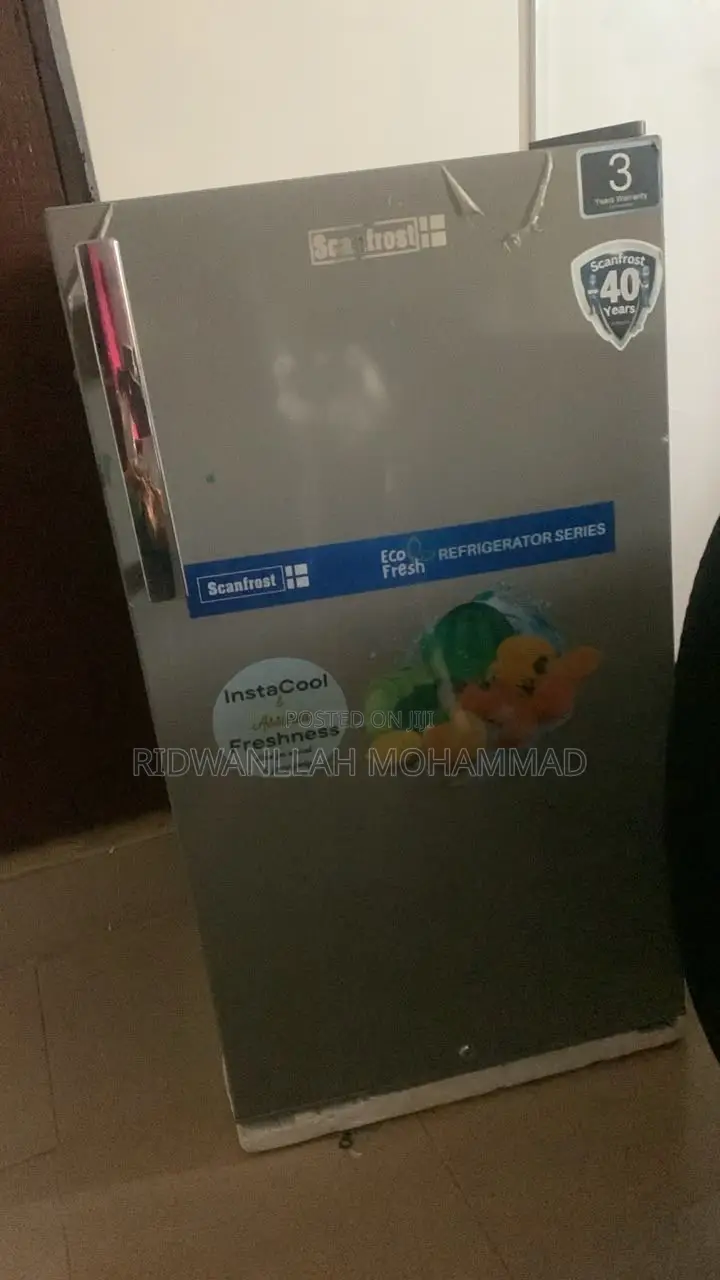Scanfrost Refrigerator