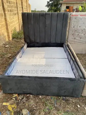 Bedframe 4 by 6