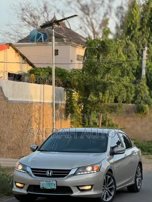 Honda Accord 2013 Gold
