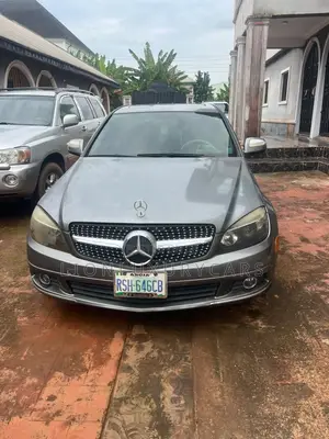 Mercedes-Benz C300 2008 Gray