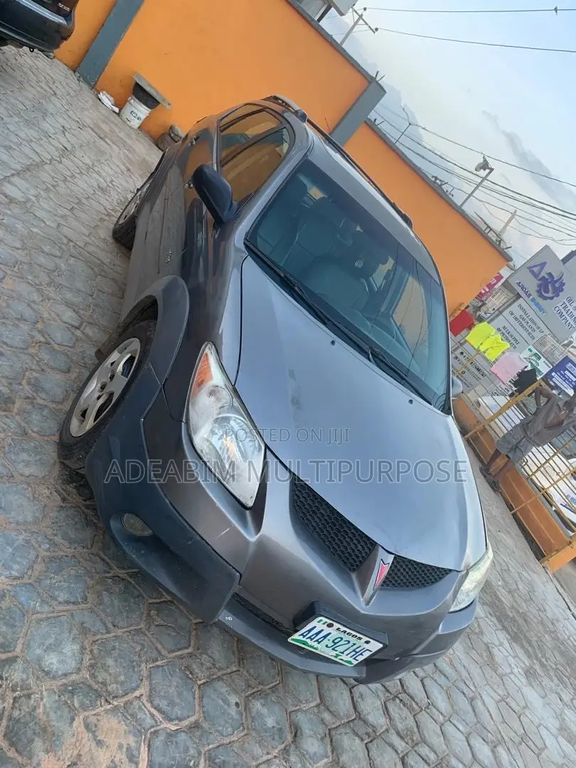 Pontiac Vibe Automatic 2004 Gray
