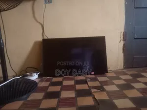 32'' Smart TV