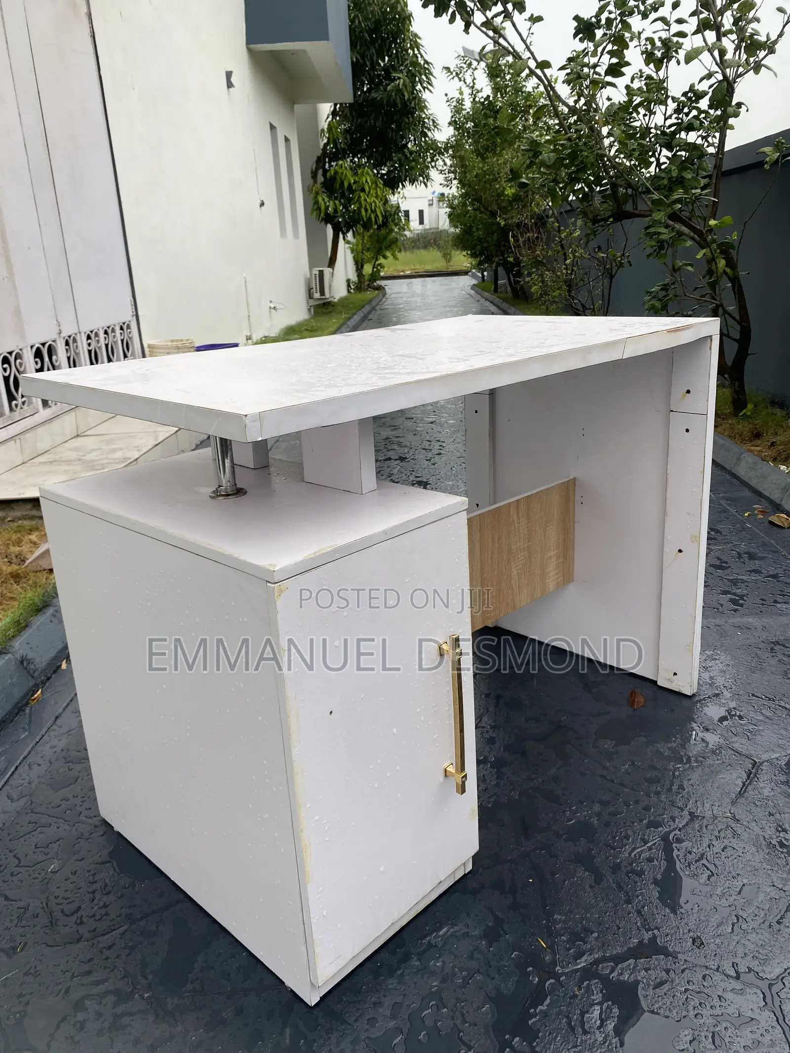 Solid HDF Office Table With Cupboard