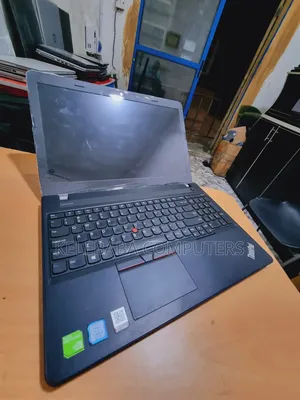 Laptop Lenovo ThinkPad E570 16GB Intel Core i5 SSD 512GB