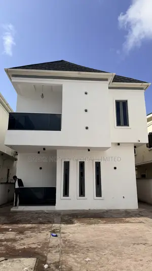 5bdrm Duplex in Lekki for rent