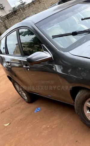 Toyota Matrix 2006 Silver