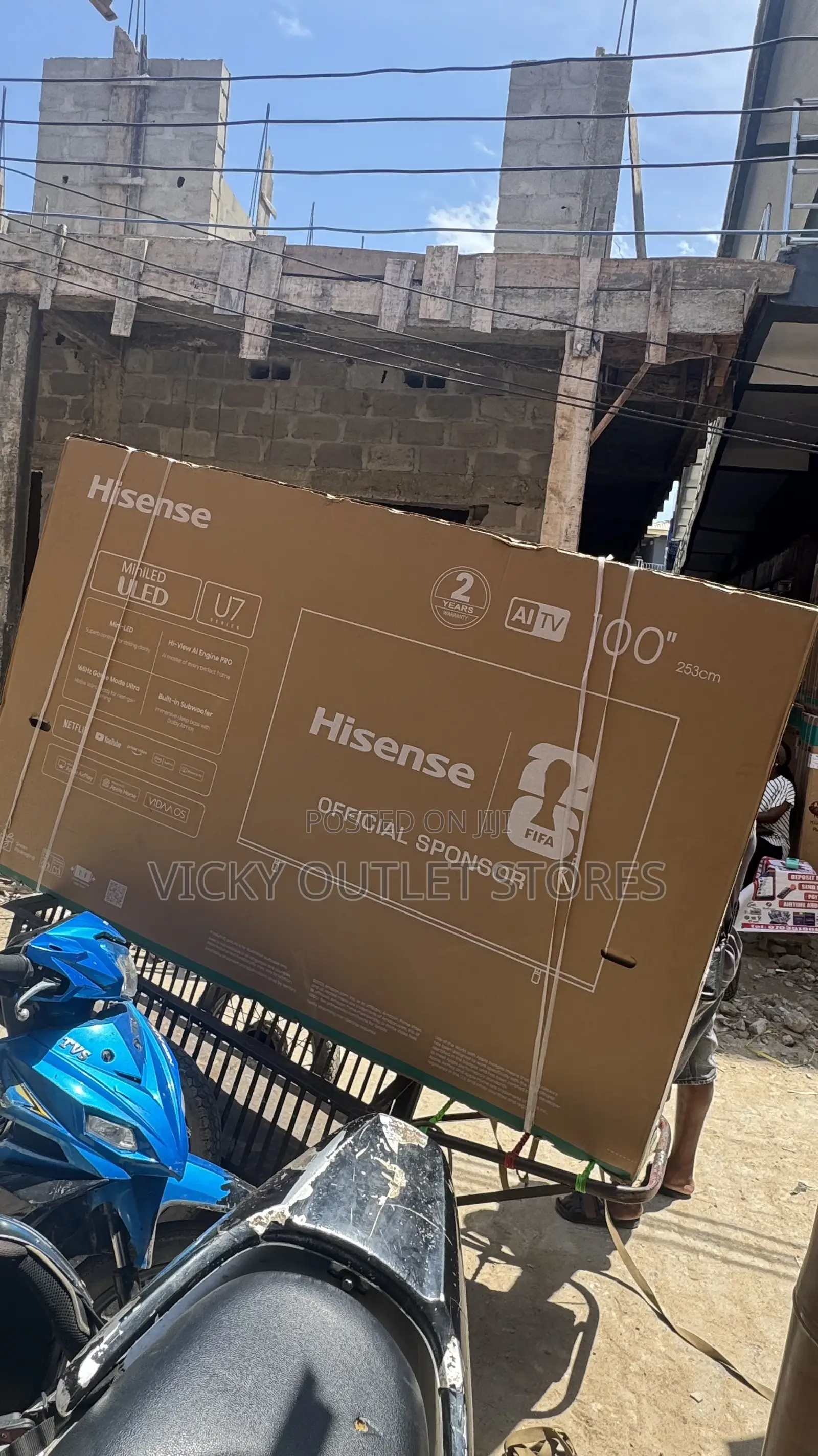 Hisense 100”mini ULED Smart TV