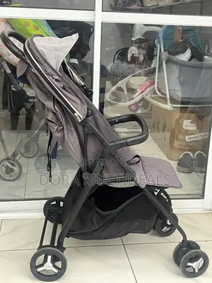 Silver Cross Avia Stroller – Lightweight, Comfortable & Perfect