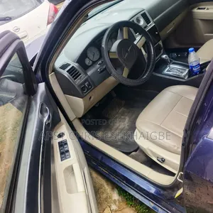 Chrysler 300 2008 Blue