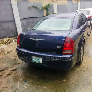 Chrysler 300 2008 Blue