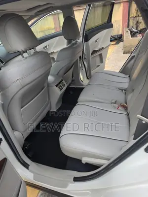 Toyota Venza V6 AWD 2010 White