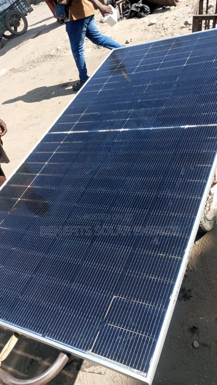 600w Brand New Jinko Panel