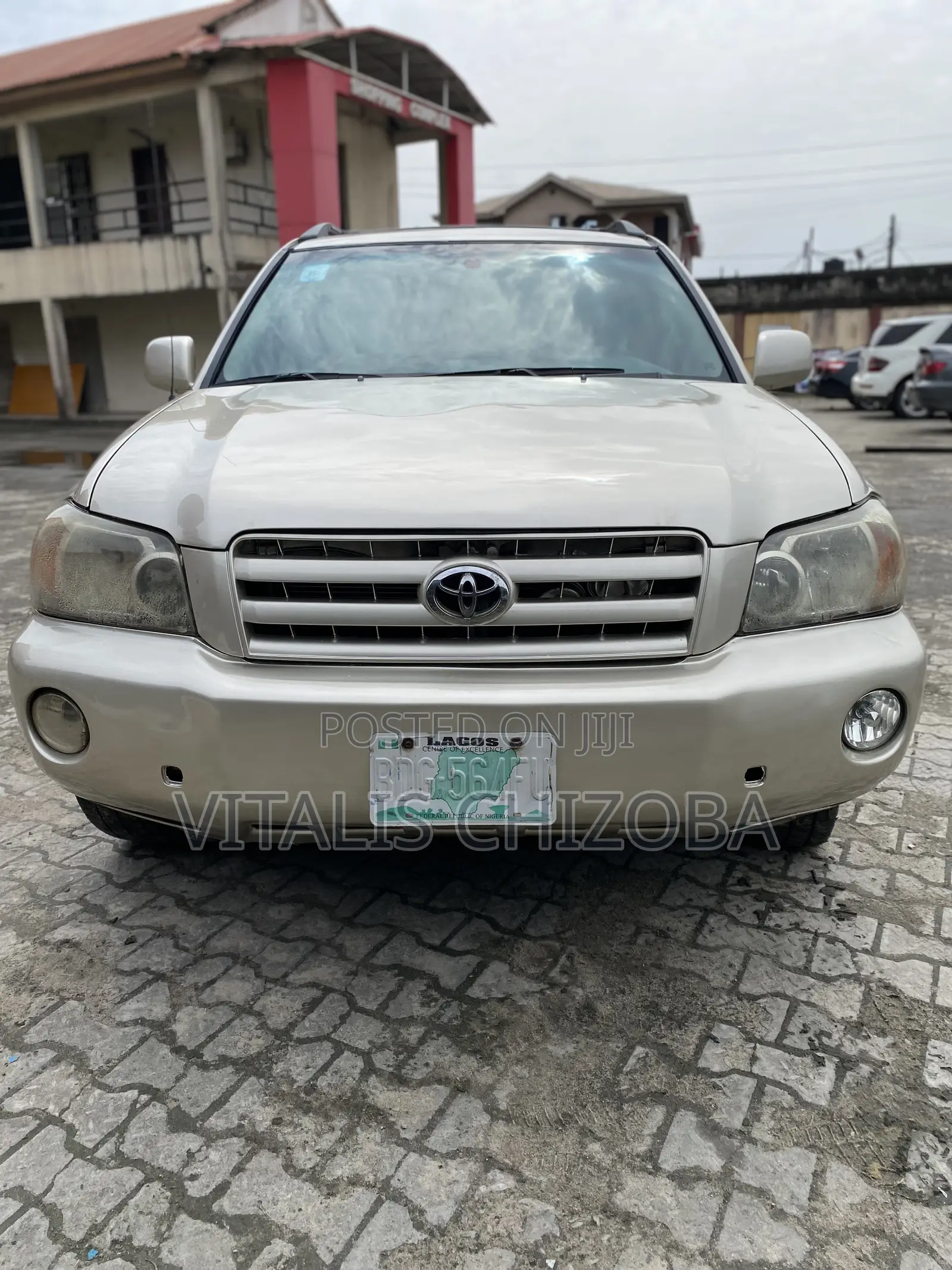 Toyota Highlander 2004 Gold