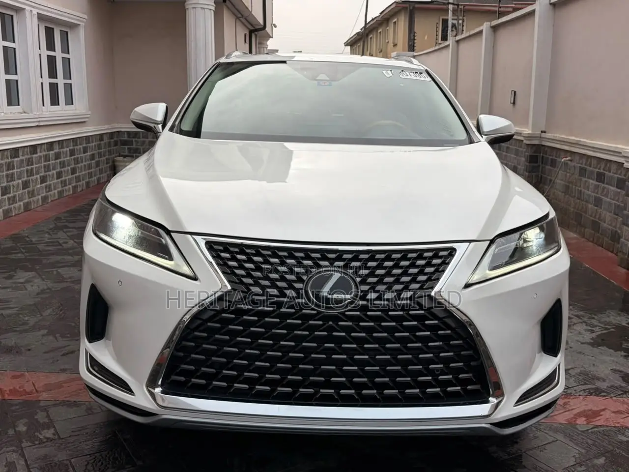 Lexus RX 2021 White