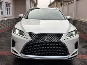 Lexus RX 2021 White