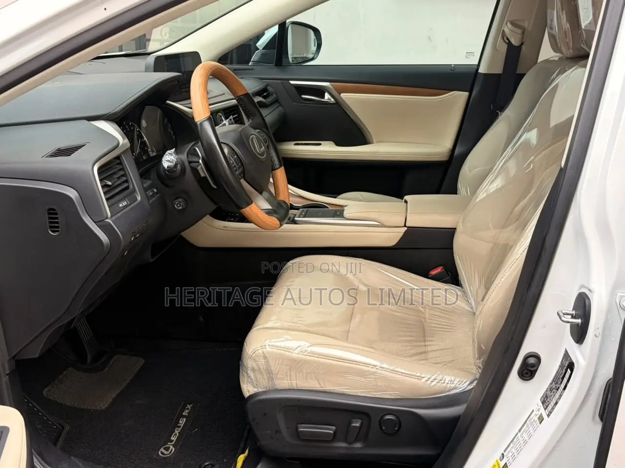 Lexus RX 2021 White